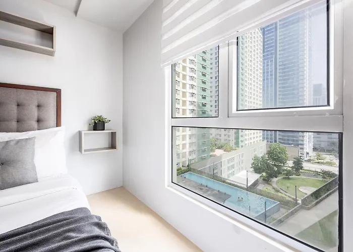 Furnished In Avida Towers Riala, It Park With Fast Wifi, Netflix, Pool And Apartment
